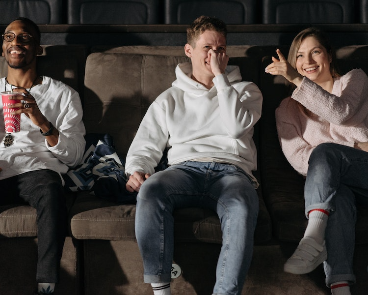 How to Write a Reaction Paper About a Movie