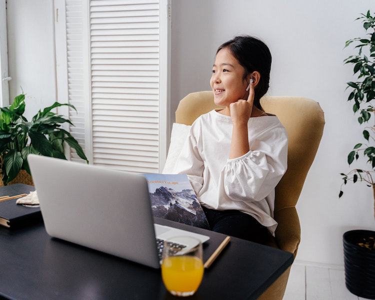 Writing a Rhetorical Analysis Essay: Pro Tips and Secrets