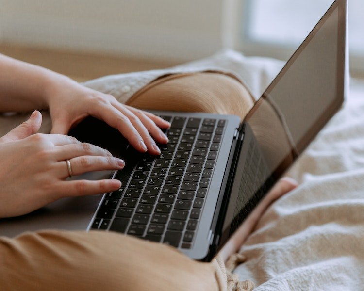 Extended Essay Topics: How to choose the best one for your academic paper?