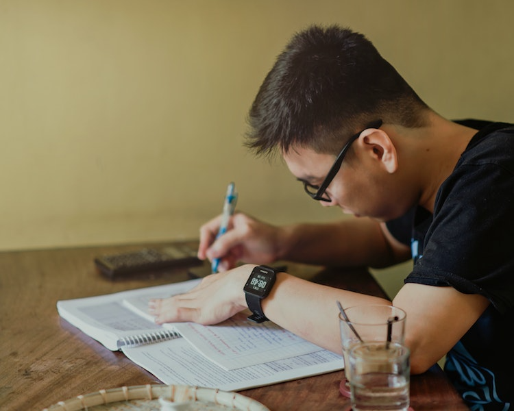 How to write a definition essay in Preparation tips