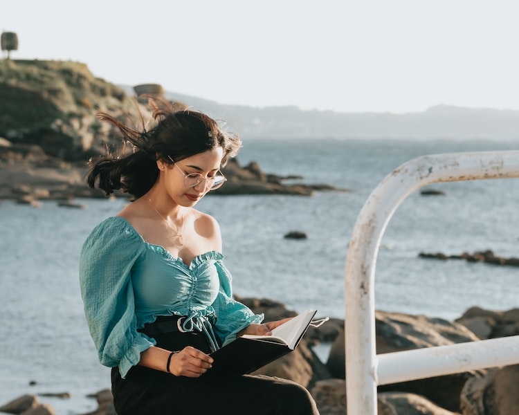 6 Best Free Book Apps for College Students